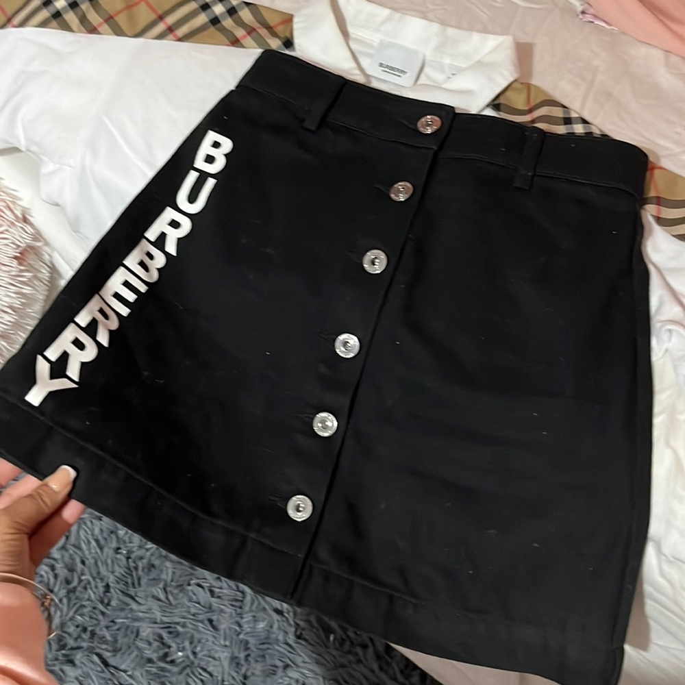 Girls Burberry skirt 10y